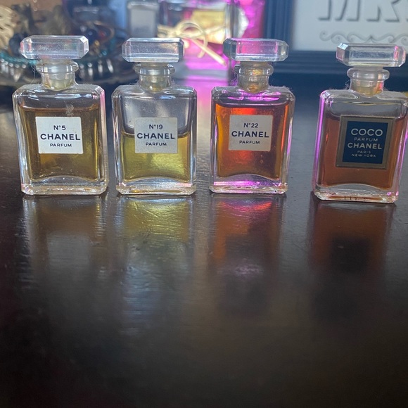 Chanel fragrance wardrobe 4 mini perfumes. Rare/HTF 3.5ml each - Picture 2 of 4
